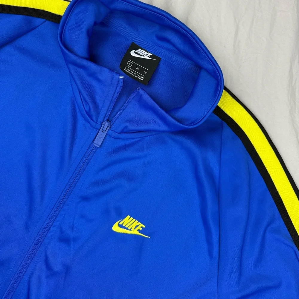 Nike men’s Sportswear N98 Tribute Jacket in the Hyper Royal and Yellow